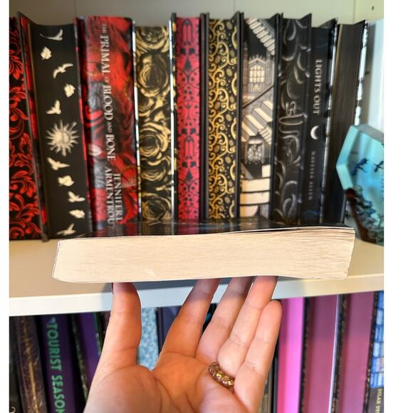 Taming By Chloe Walsh Boys Of Tommen #5 Paperback Book - Picture 3 of 8